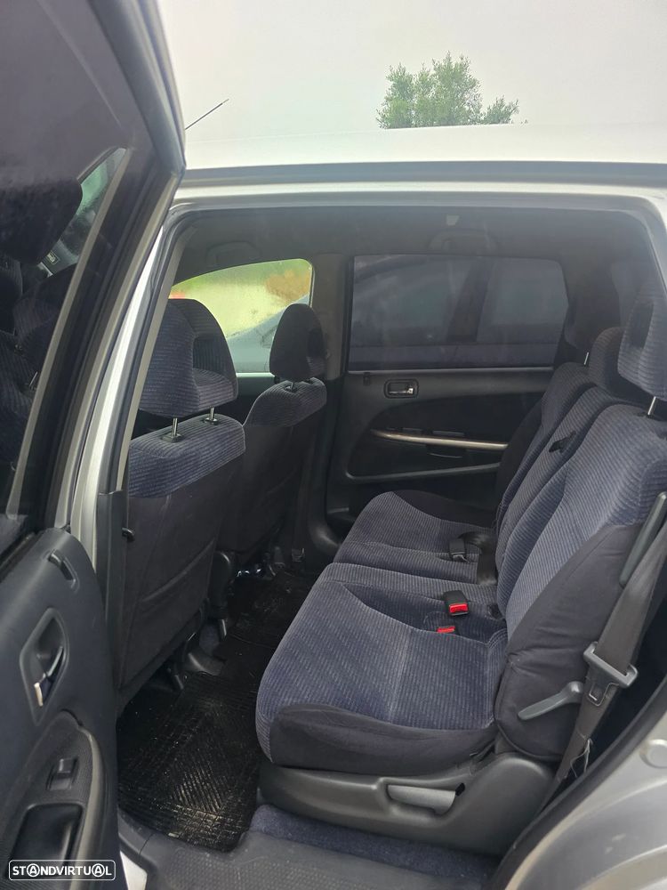 Honda Stream 2.0i ES Sport - 12