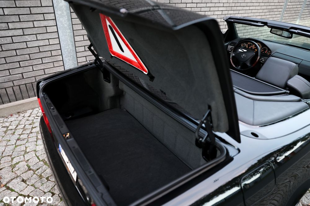 Mercedes-Benz SL - 19