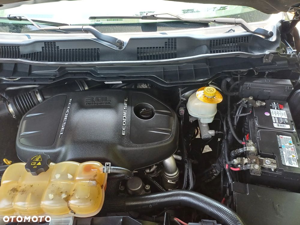 Dodge RAM - 21