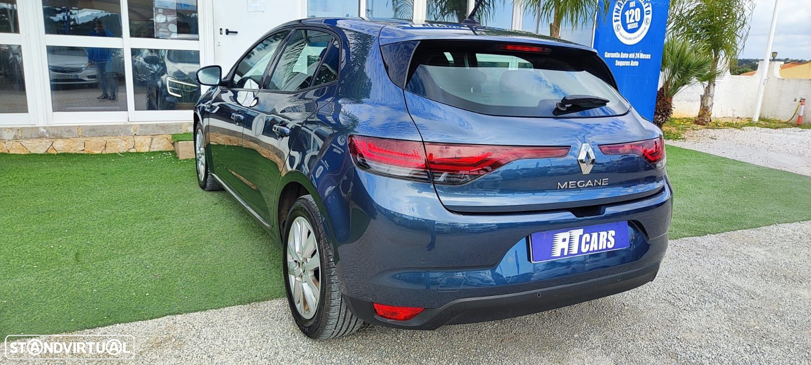 Renault Mégane BLUE dCi 115 EDC LIMITED - 8