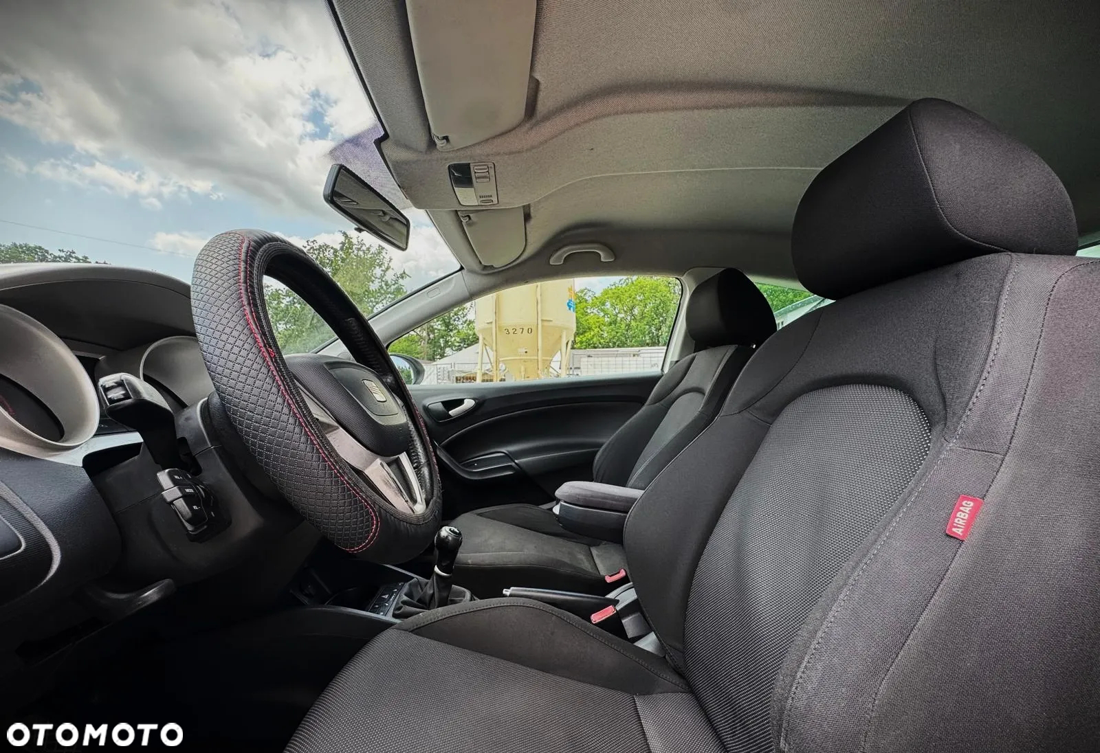 Seat Ibiza SC 1.6 16V Style - 9