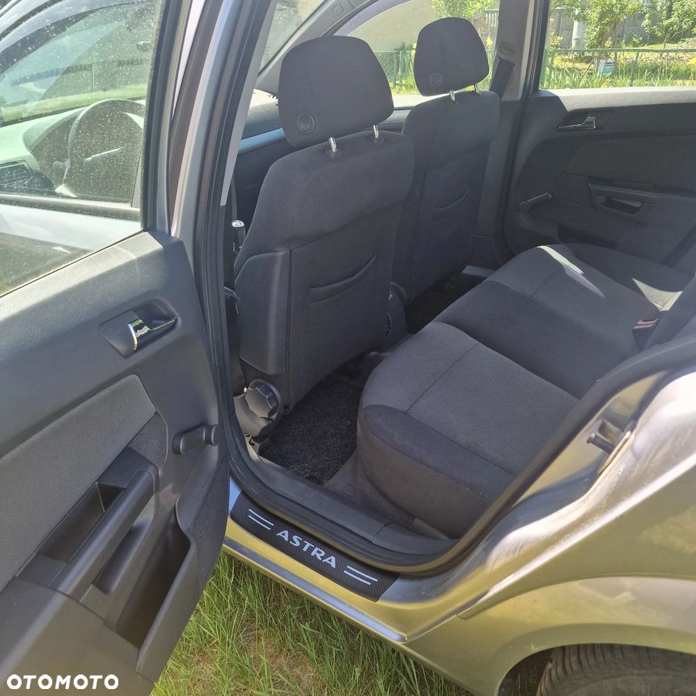 Opel Astra - 8