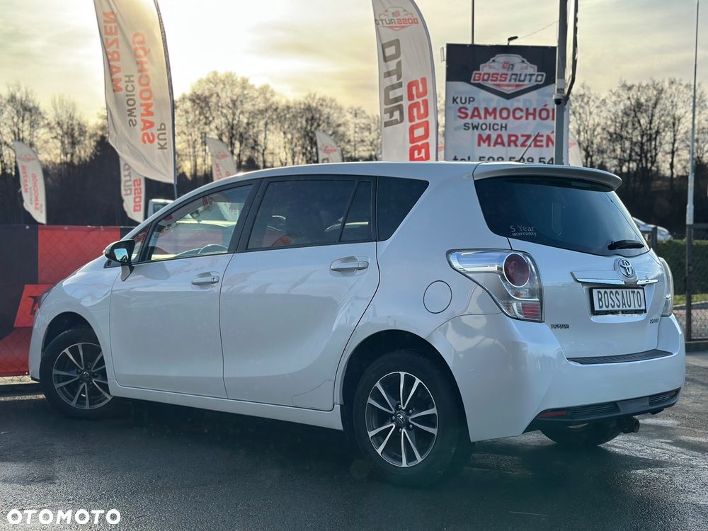 Toyota Verso 2.0 D-4D Active - 8