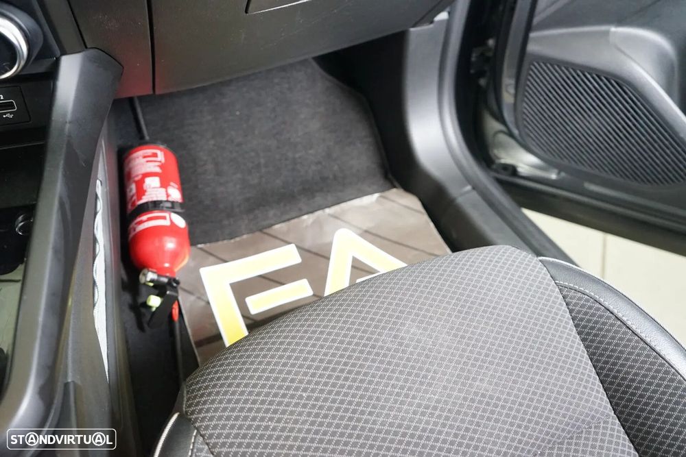 Renault Arkana 1.6 E-Tech Intens - 33