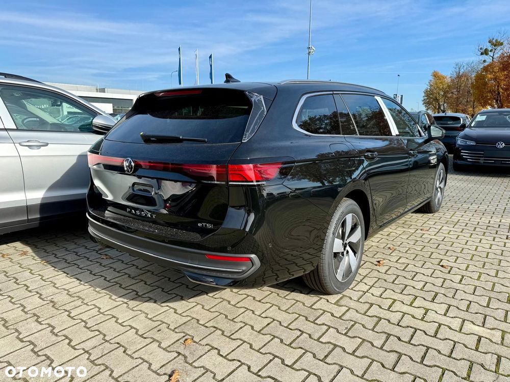 Volkswagen Passat - 6