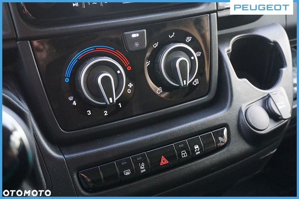 Peugeot Boxer Heavy L4H2 AT8 2.2 180KM - 17