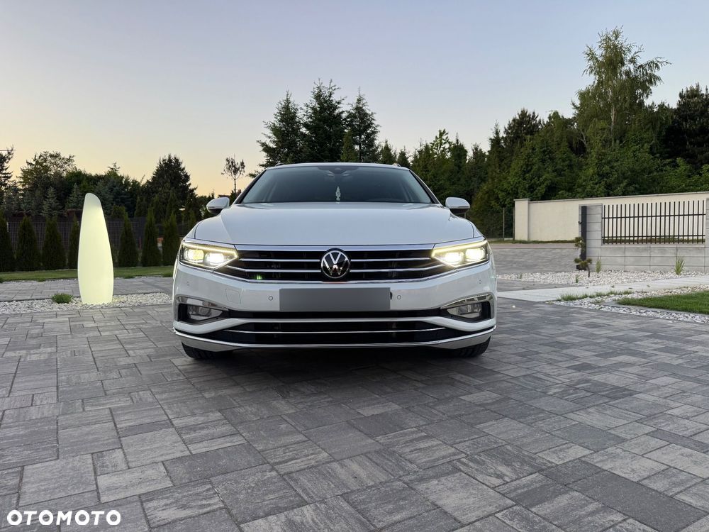 Volkswagen Passat 2.0 TDI EVO Elegance DSG - 18