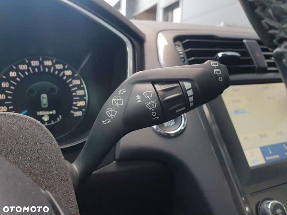 Ford Mondeo - 16
