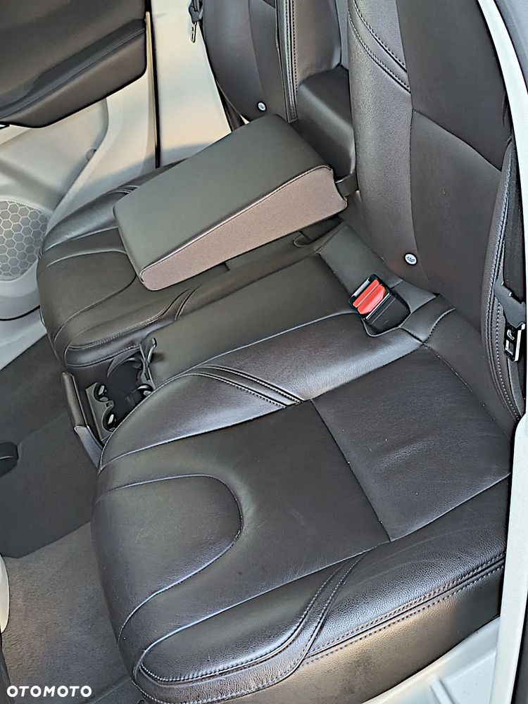 Volvo V40 D2 Kinetic - 40