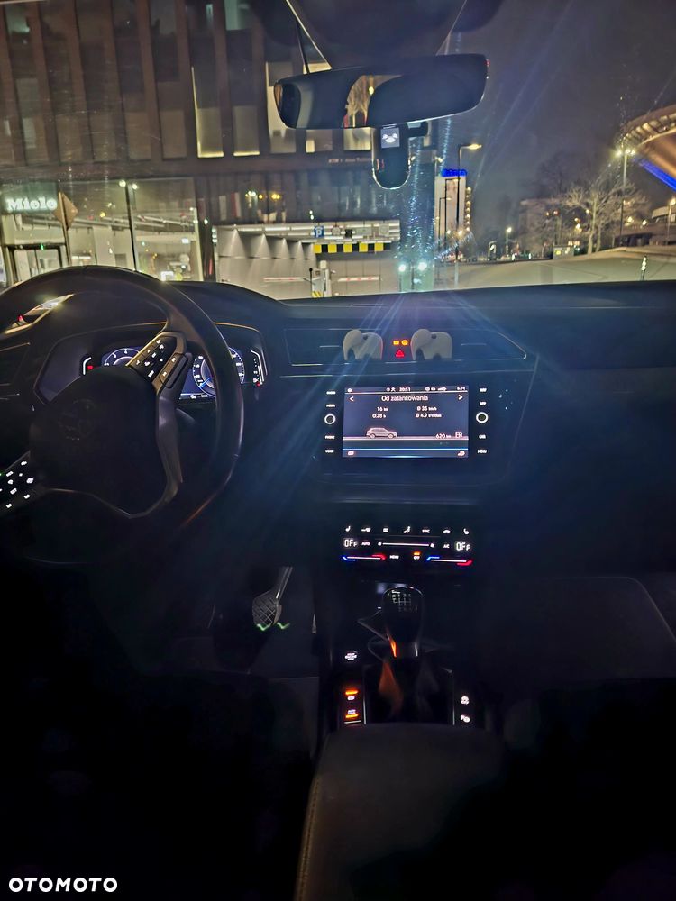 Volkswagen Tiguan - 14