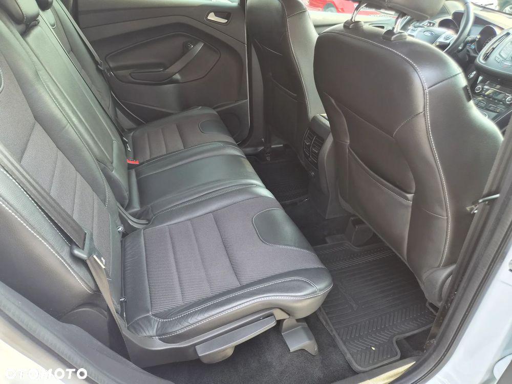 Ford Kuga - 20