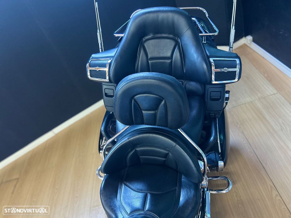 Honda Goldwing - 11