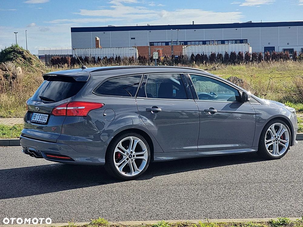 Ford Focus 2.0 TDCi ST - 5