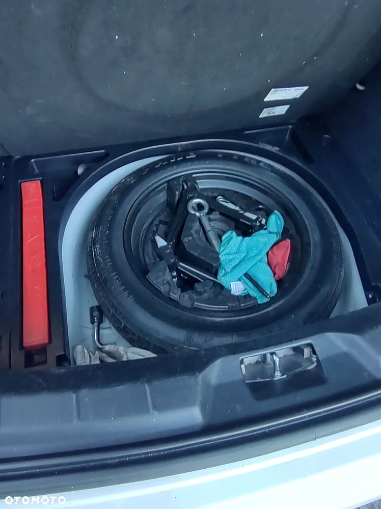 Volvo V40 D2 Drive-E Momentum - 15