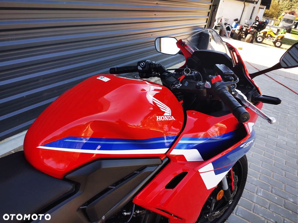 Honda CBR - 22