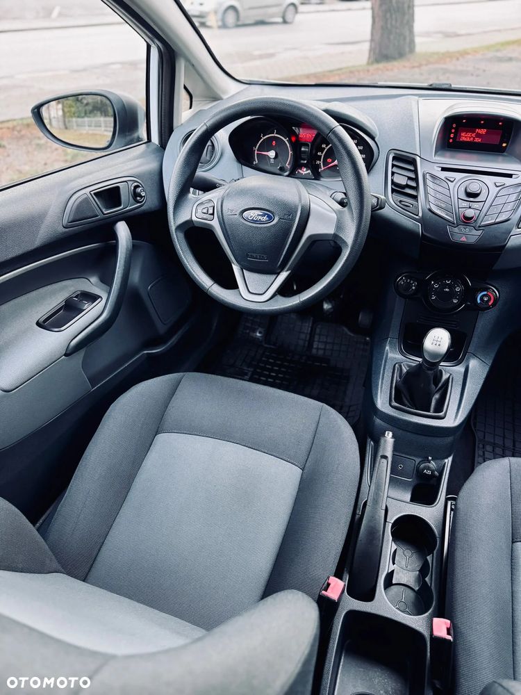 Ford Fiesta 1.4 TDCi Ambiente - 16