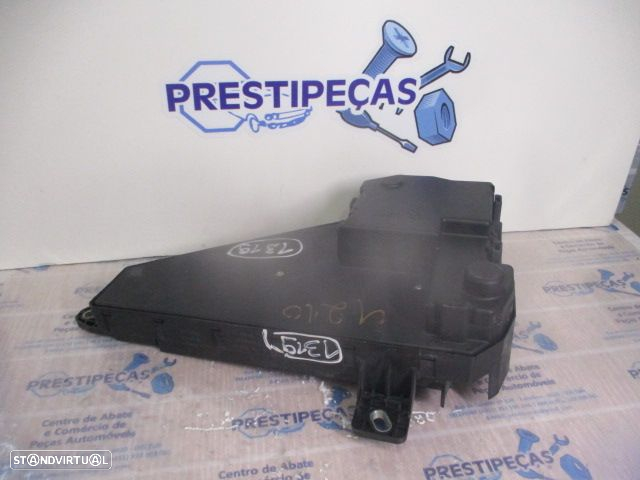 Caixa Fusiveis 913883001  518956057 BMW E61 2005 520D 177CV 5P PRETO - 3