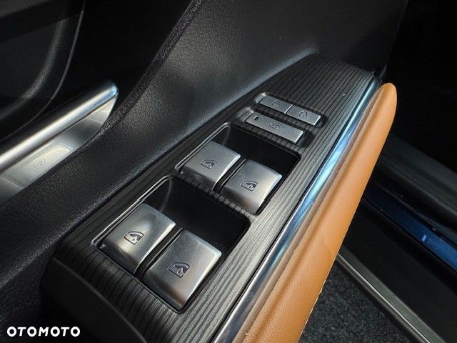 Mazda 6e 68.8kWh Takumi Plus - 8