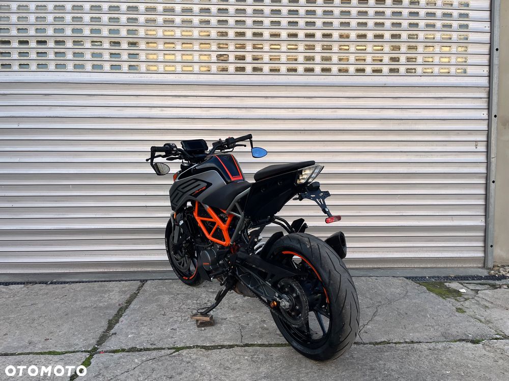 KTM Duke - 11