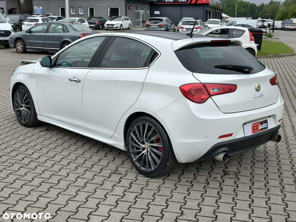 Alfa Romeo Giulietta - 5