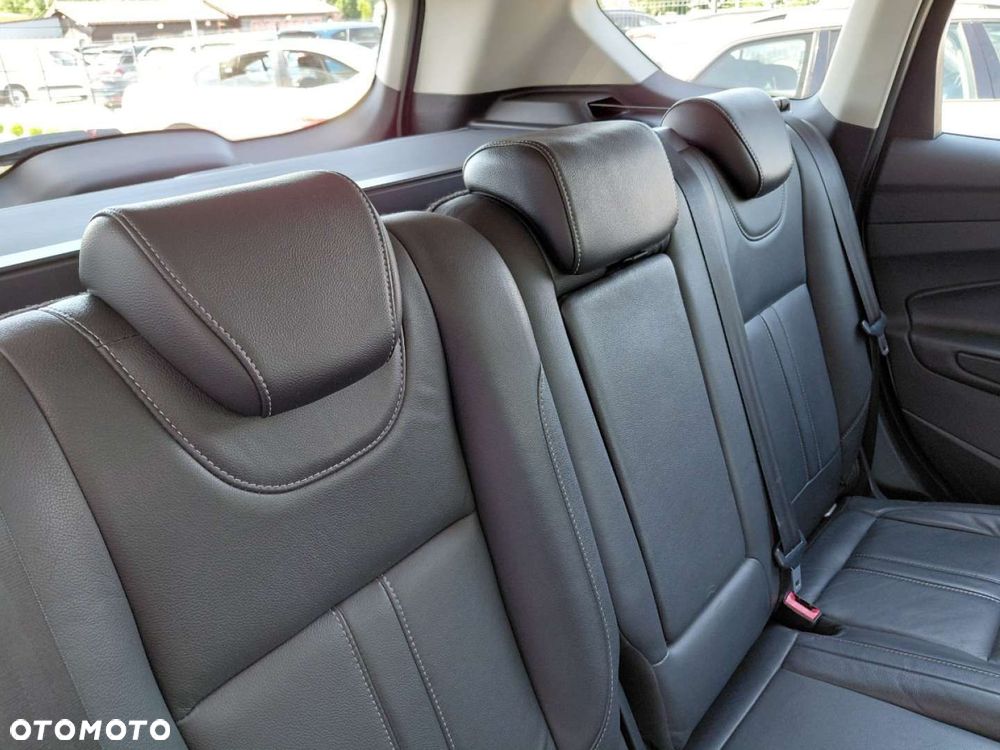 Ford Kuga - 17