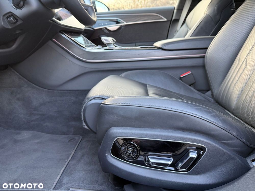 Audi A8 - 20