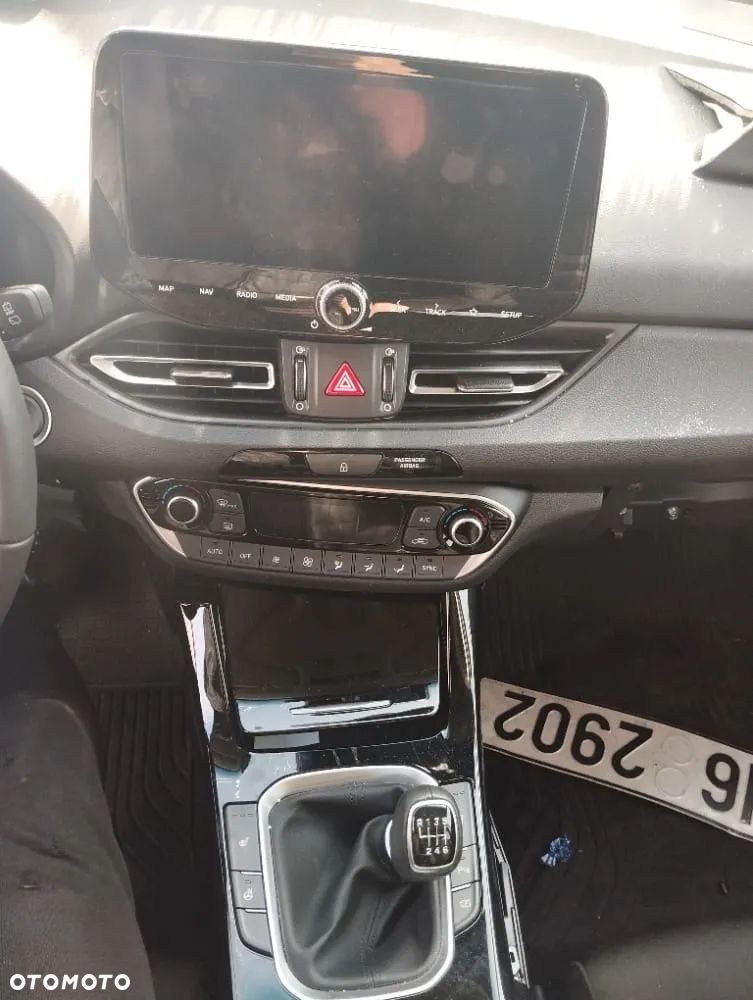 Hyundai i30 1.5 DPI Pure - 14