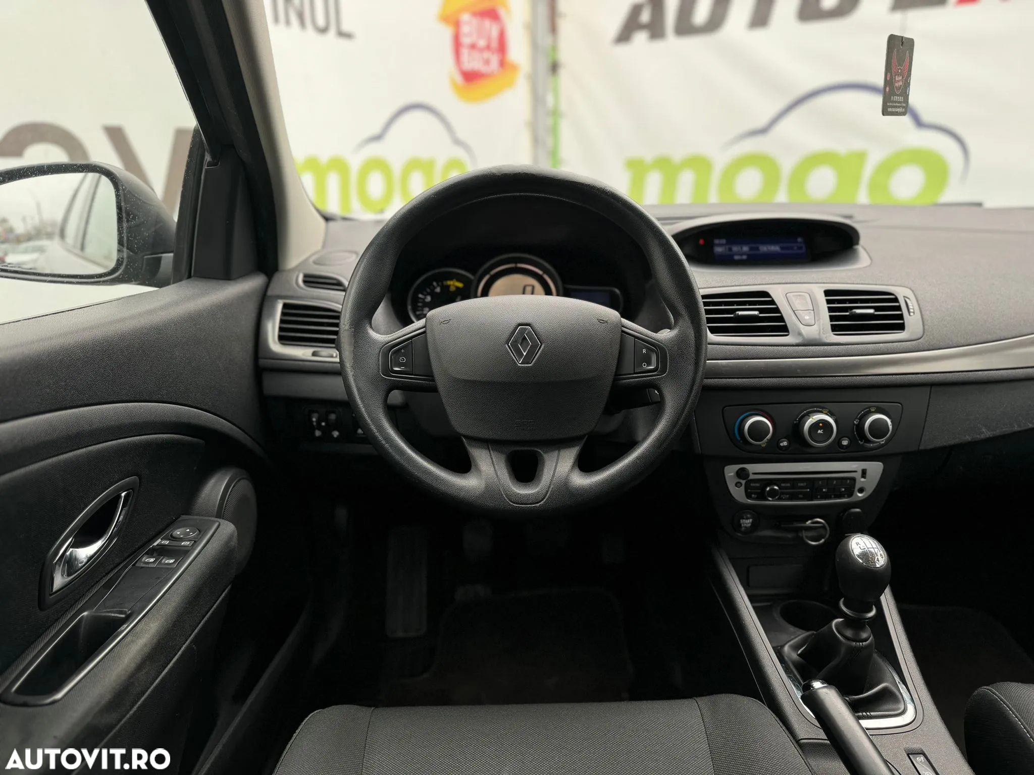 Renault Megane ENERGY dCi Life - 31