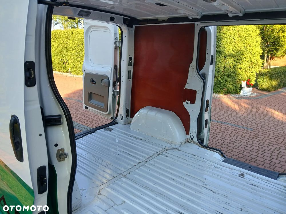 Opel VIVARO - 9