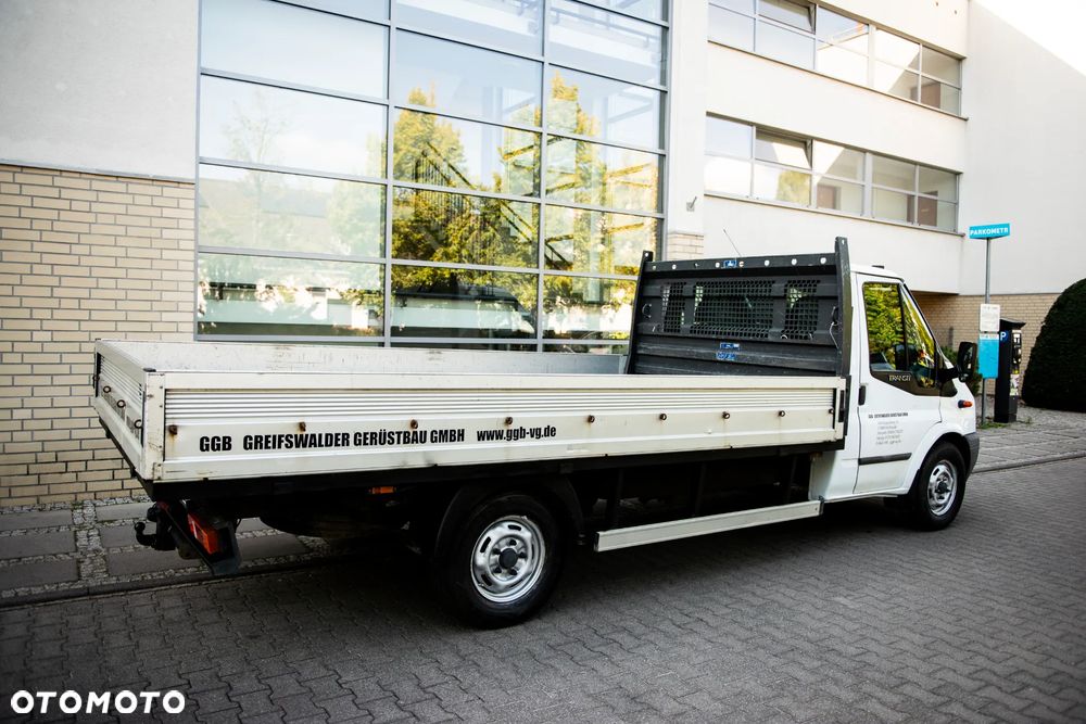 Ford Transit 2.2 TDCi Kasten Long - 24
