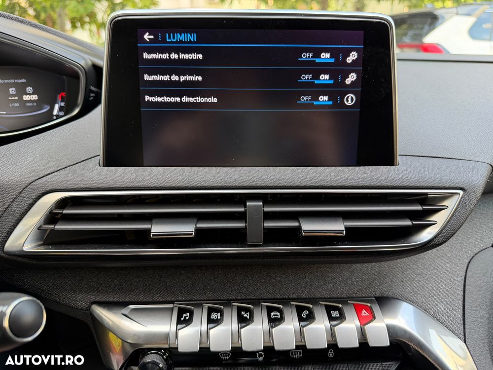 Peugeot 5008 1.5 BlueHDI s&s EAT8 GT-Line - 31