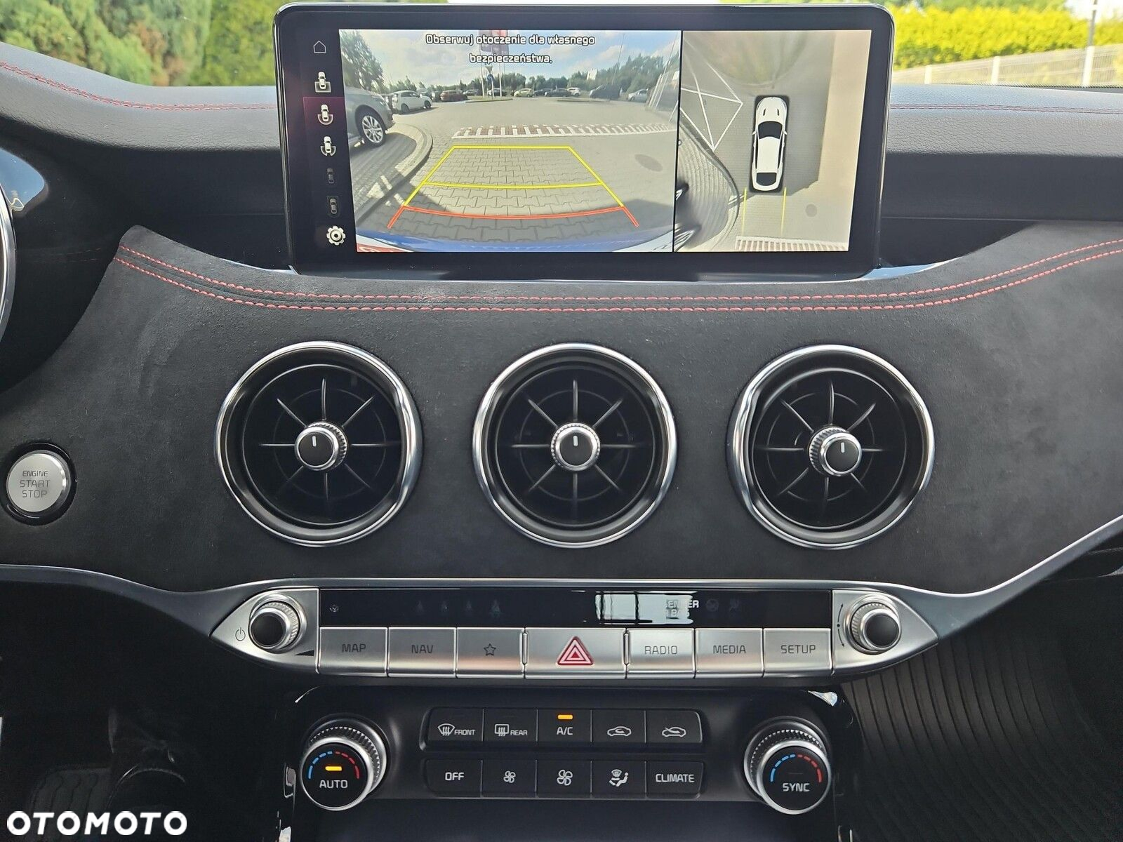 Kia Stinger - 17