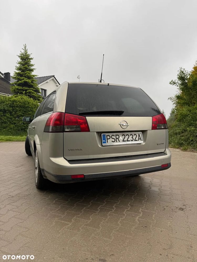Opel Vectra 1.9 CDTI Cosmo - 3