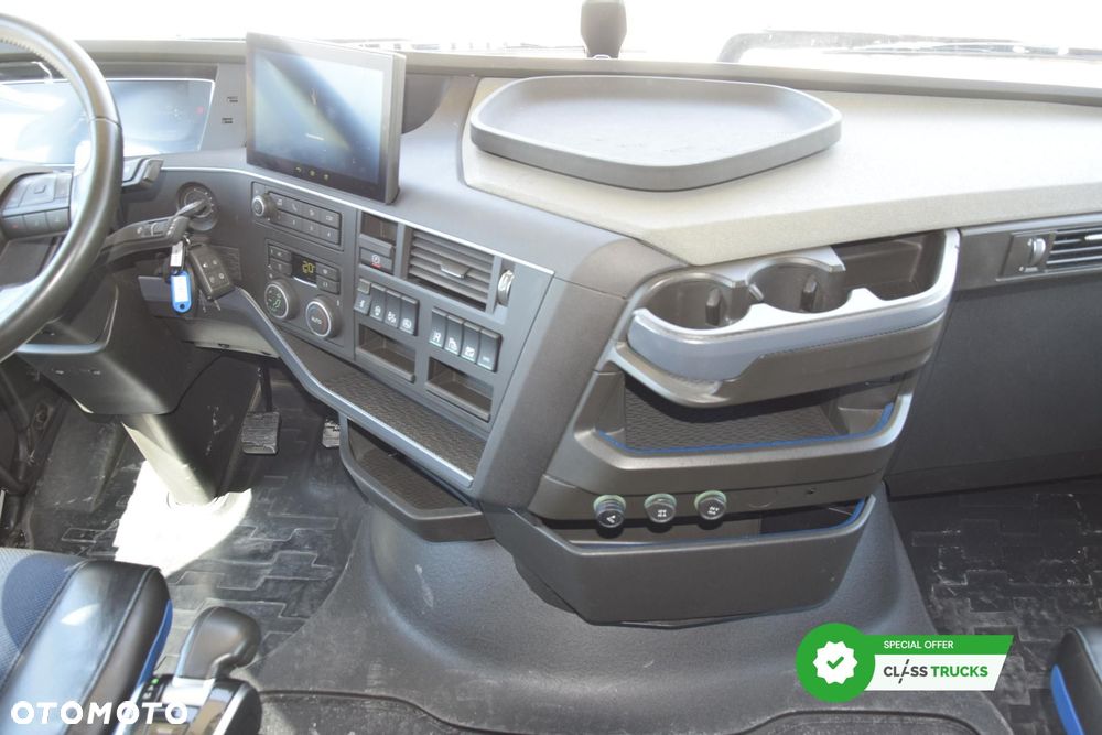 Volvo FH 500 Globetrotter XL Varios - 13
