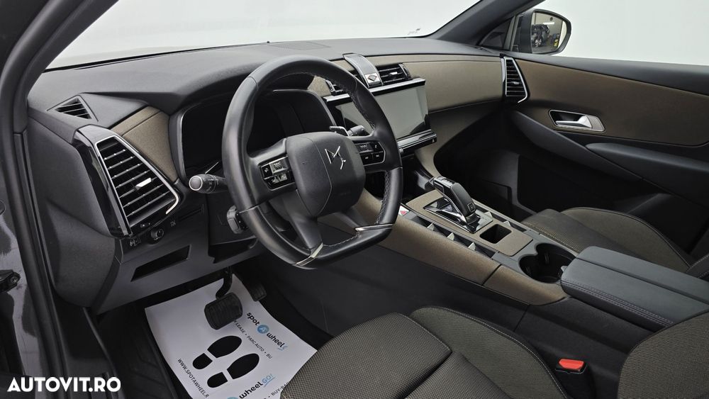 DS Automobiles DS 7 Crossback - 12