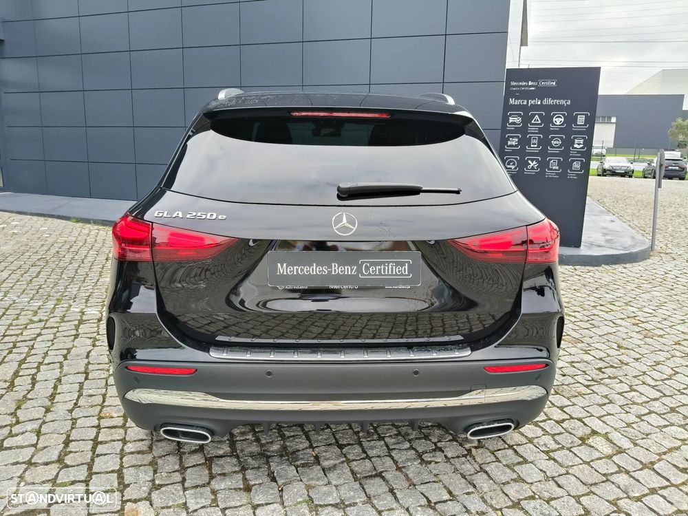 Mercedes-Benz GLA 250 e AMG Line - 14