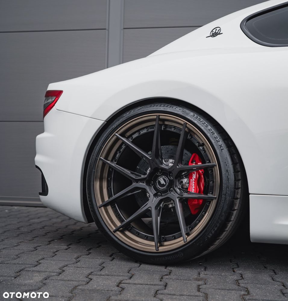 Maserati GranTurismo - 10