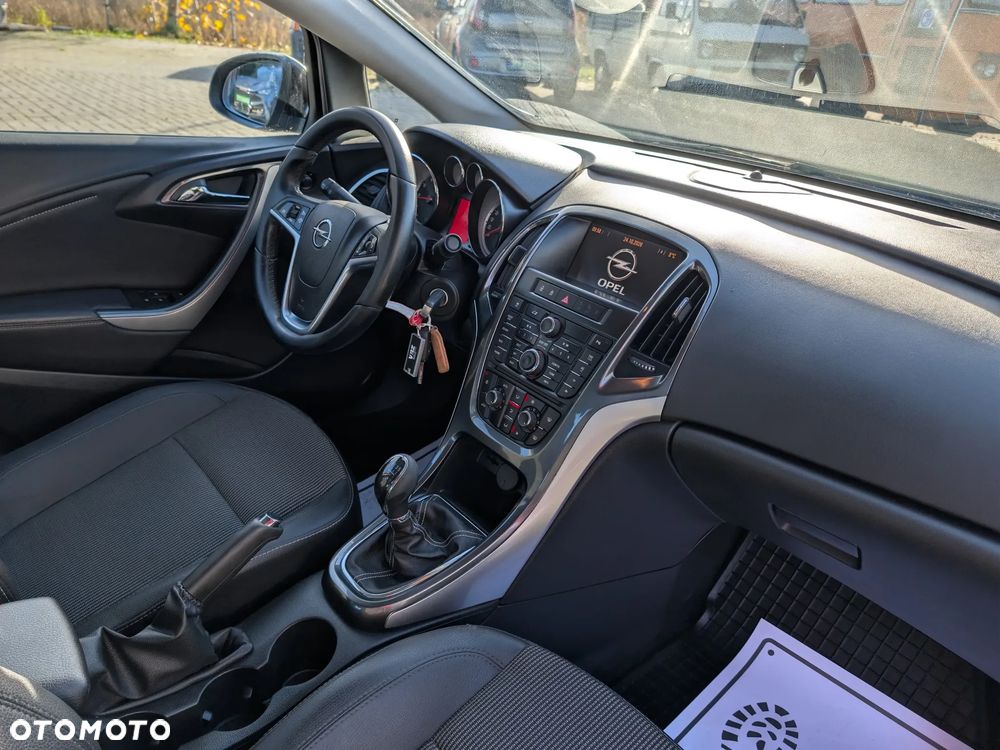 Opel Astra 1.4 Turbo - 33