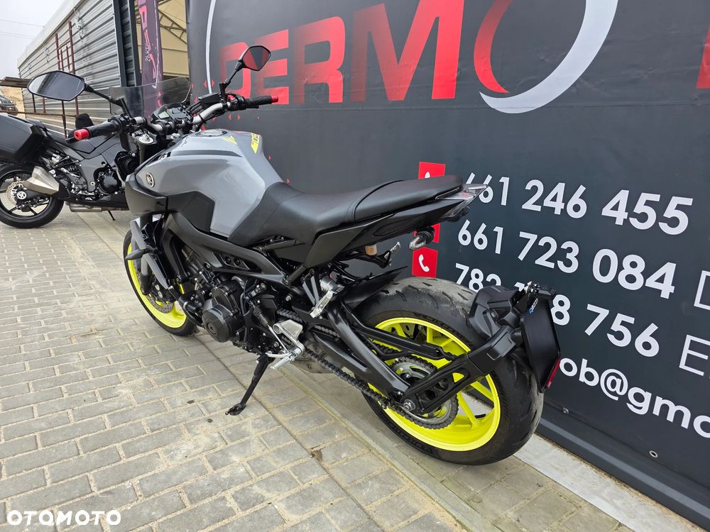 Yamaha MT - 3