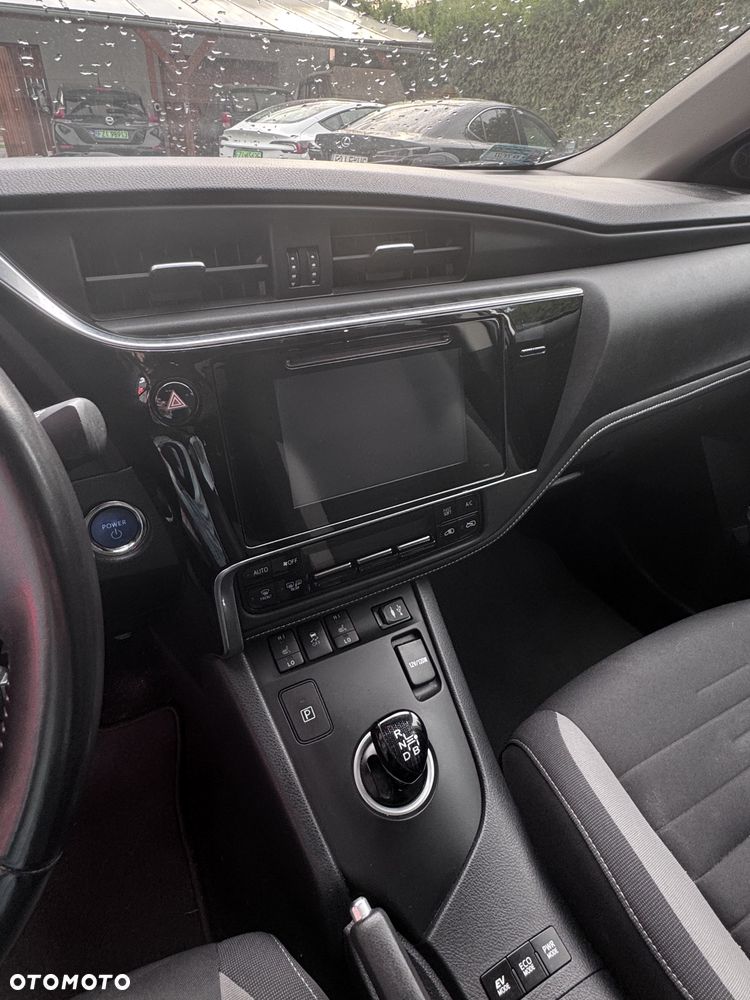 Toyota Auris Hybrid 135 Comfort - 16