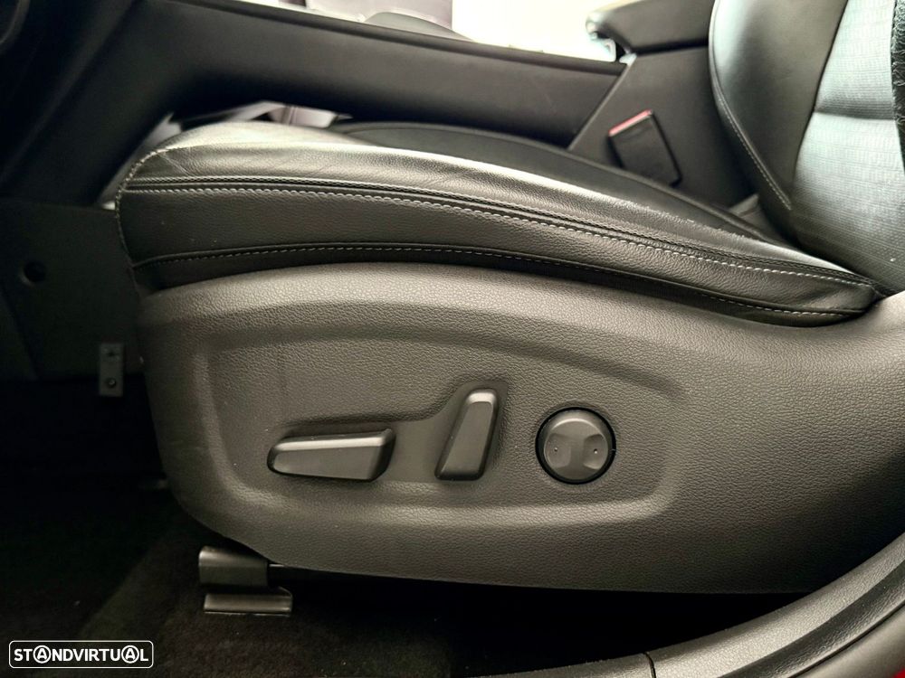 Hyundai Kauai 64 kWh Premium+LED - 28