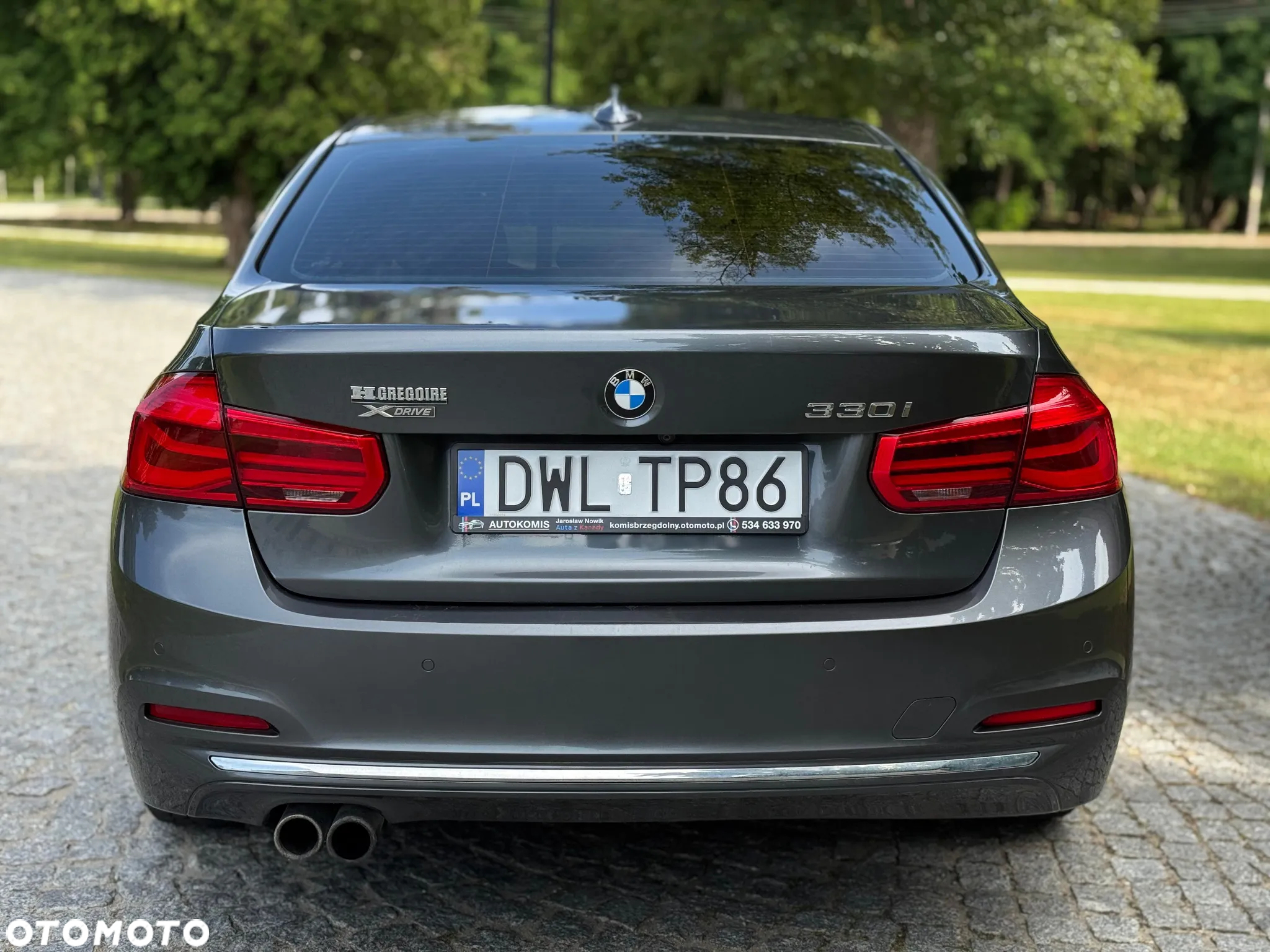 BMW Seria 3 330i - 22