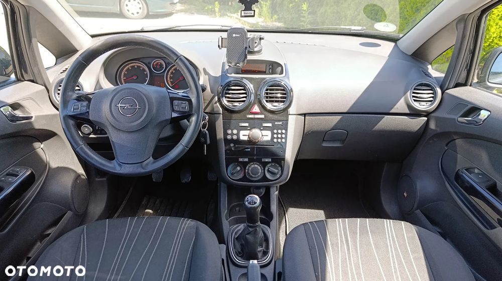 Opel Corsa 1.2 16V 111 - 13
