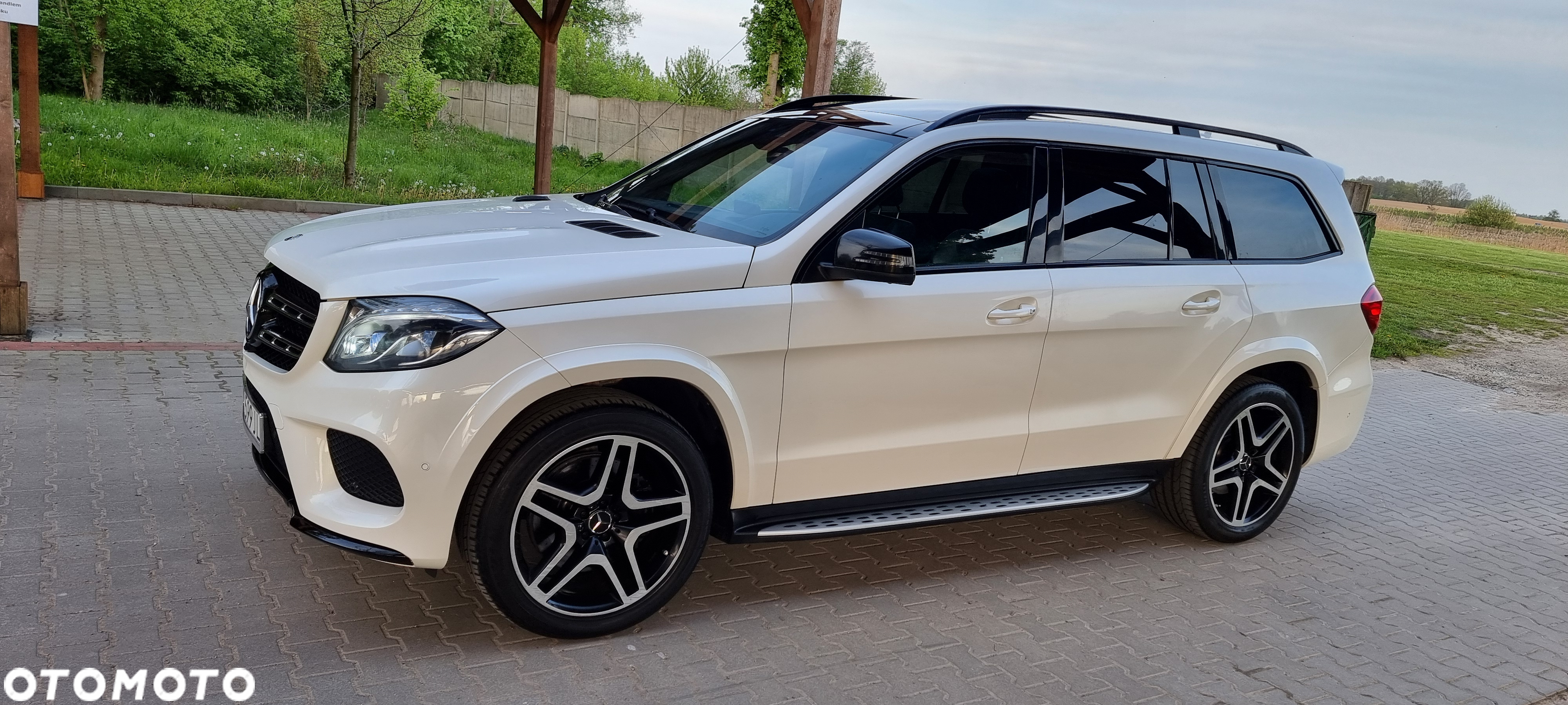 Mercedes-Benz GLS 350 d 4-Matic - 3