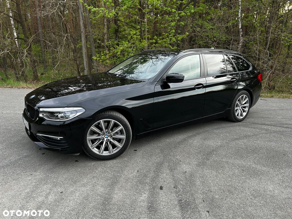 BMW Seria 5 520d xDrive - 11