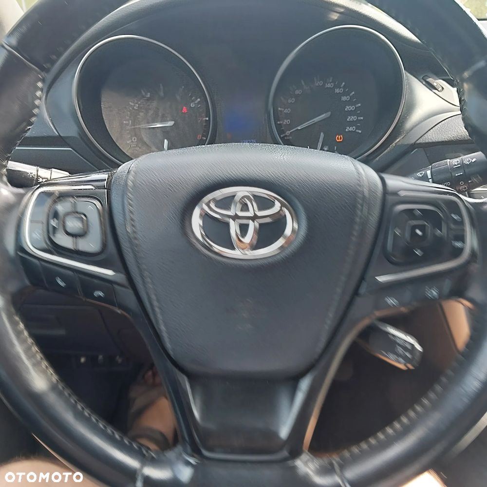 Toyota Avensis 1.8 Prestige MS - 9