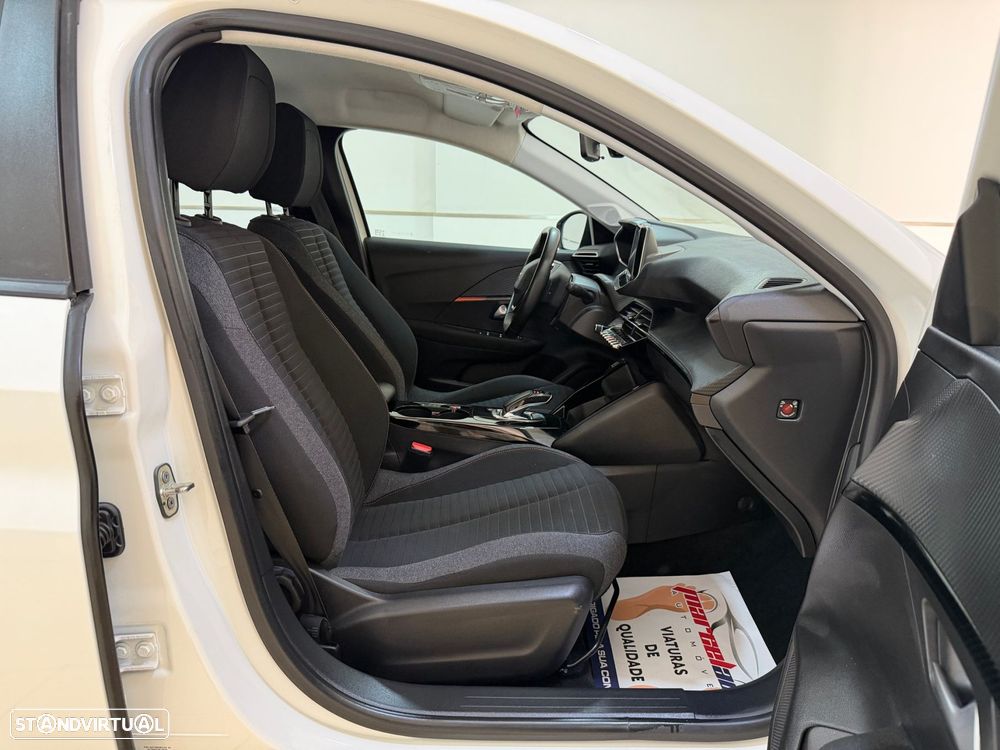 Peugeot e-208 50 kWh Active Pack - 49