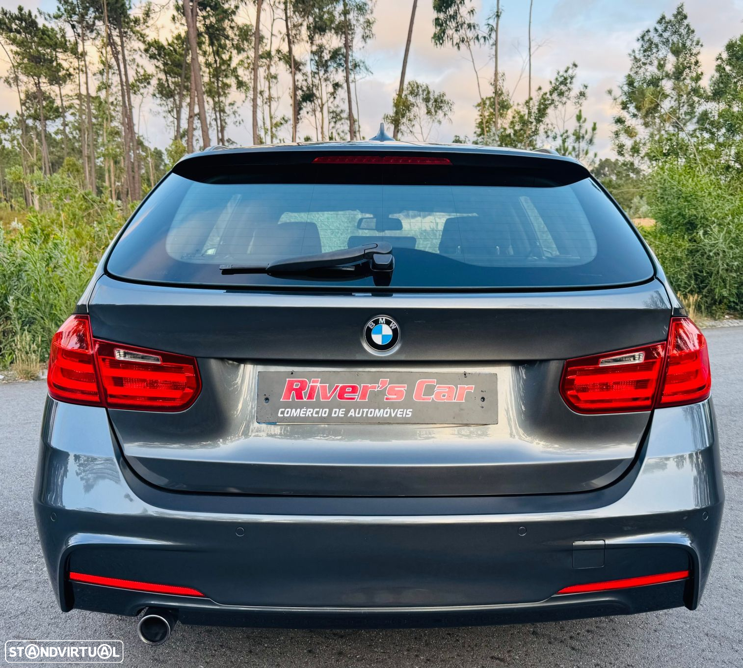 BMW 320 d Touring Auto Pack M - 12
