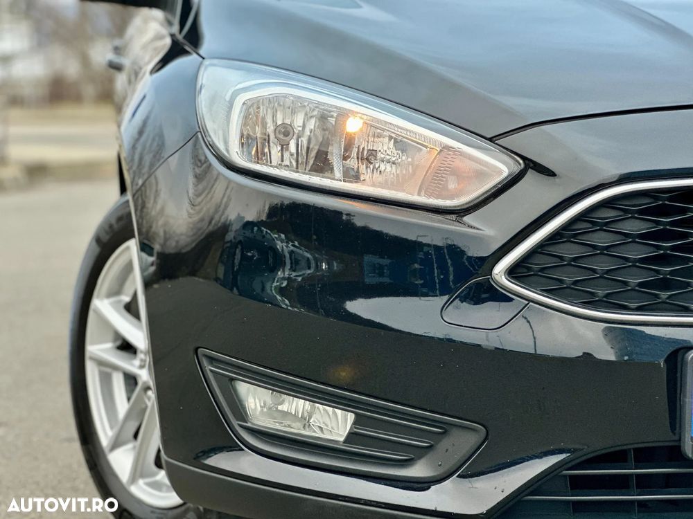 Ford Focus 1.5 EcoBlue Start-Stopp-System TITANIUM - 13