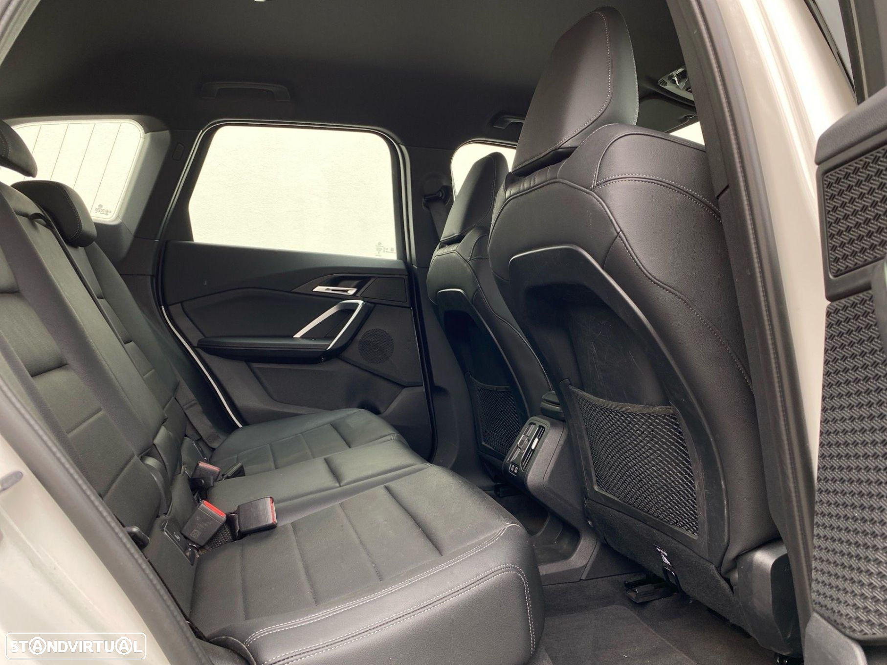 BMW iX1 xDrive30 Pack Desportivo M - 24